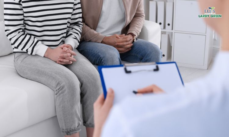 เชื้อ HPV สามารถติดต่อได้ผ่านการมีเพศสัมพันธ์